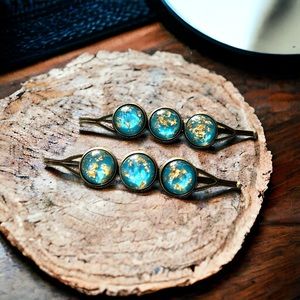 Blue Gold Flake Glitter Hair Pins: Sparkling Accessories for Glamorous Styles